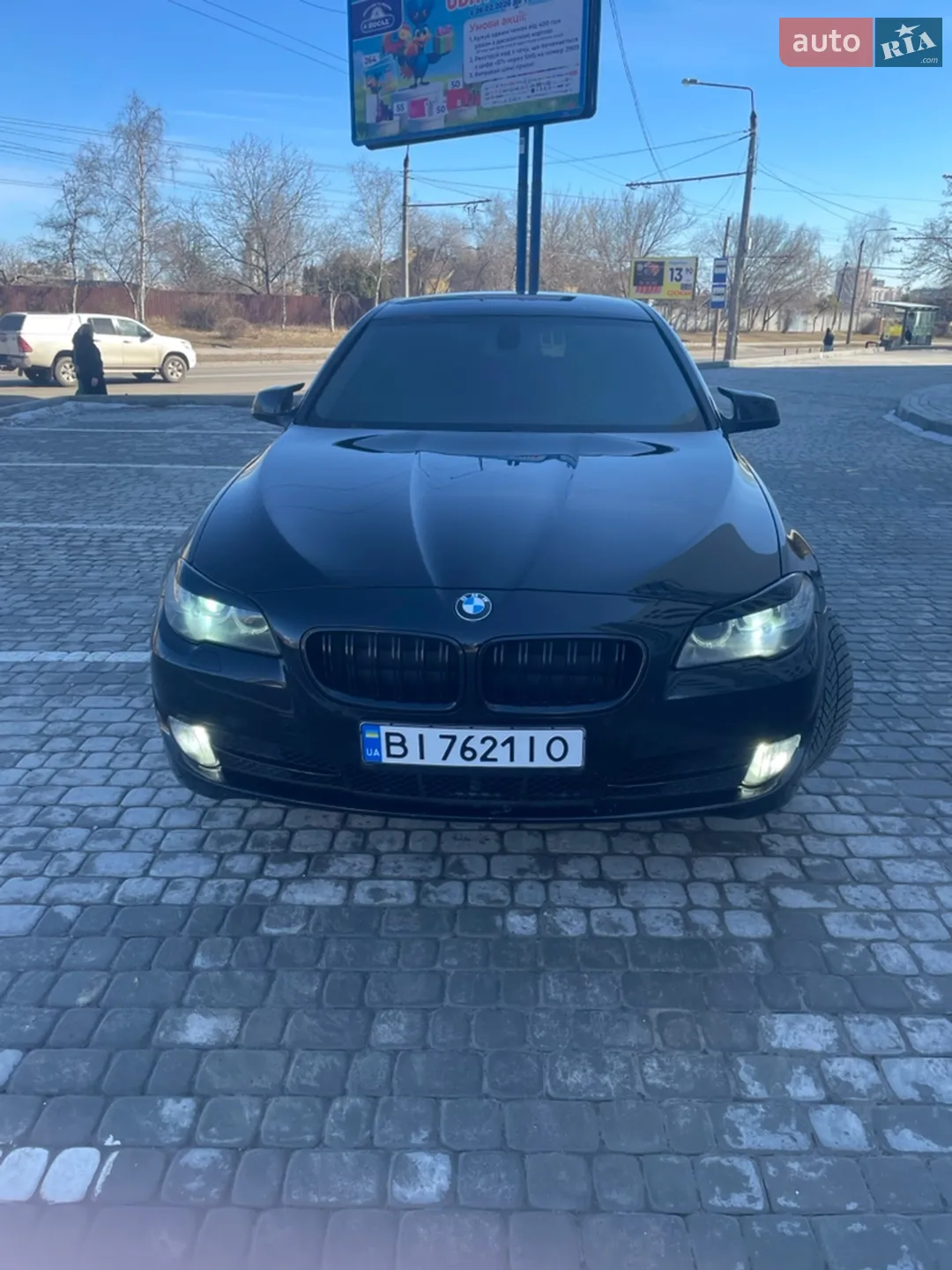 2010 BMW 5er - мініатюра 2