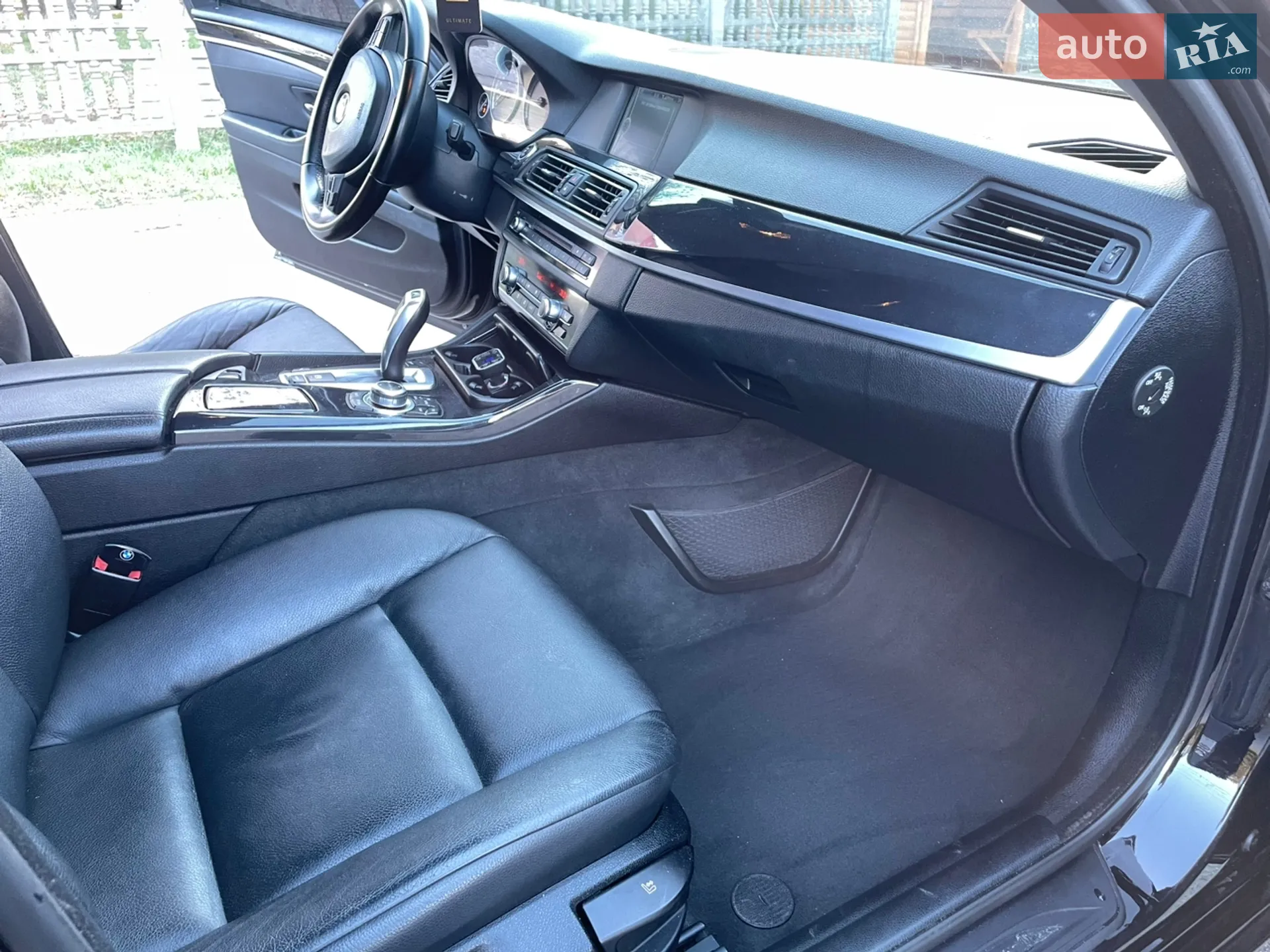 2010 BMW 5er - мініатюра 11