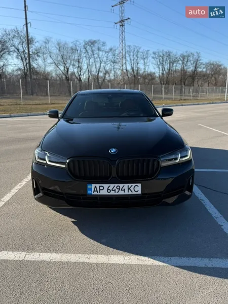 BMW 5 Series 2022 VIN WBA33AG08PCM13631 фото оголошення 2 з 60