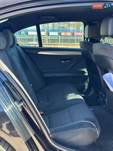 Седан BMW 5 Series 2012 в Первомайске