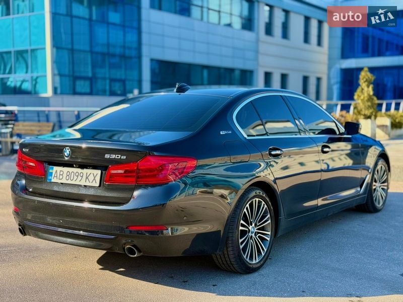 Седан BMW 5 Series 2018 в Киеве
