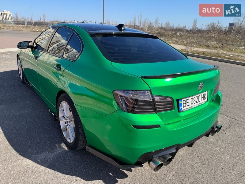 Седан BMW 5 Series 2015 в Николаеве