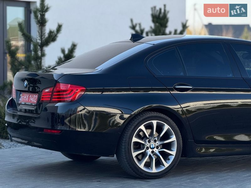 Седан BMW 5 Series 2015 в Луцьку