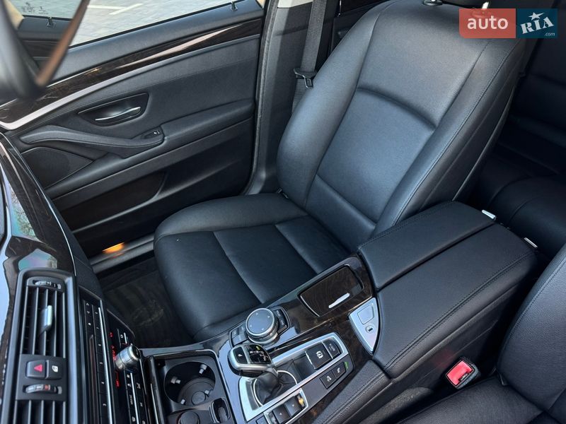 Седан BMW 5 Series 2015 в Луцьку