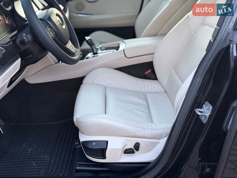 Лифтбек BMW 5 Series 2012 в Черновцах