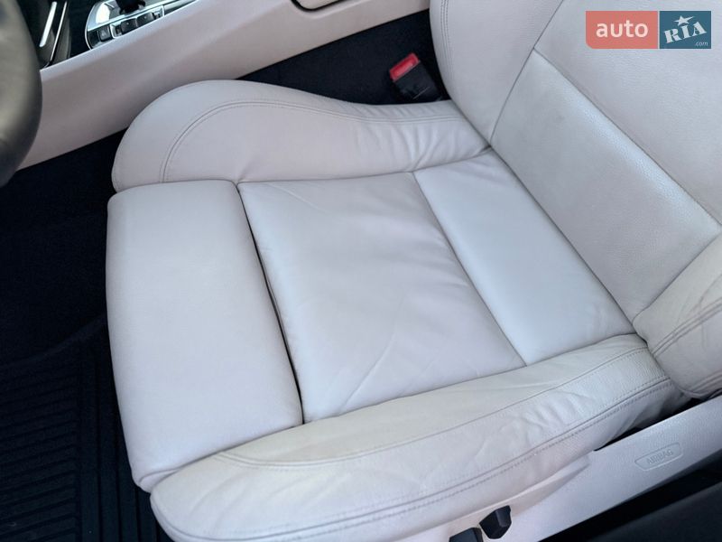 Лифтбек BMW 5 Series 2012 в Черновцах