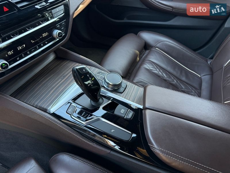 Седан BMW 5 Series 2017 в Киеве фото 30 Седан BMW 5 Series 2017 в Киеве