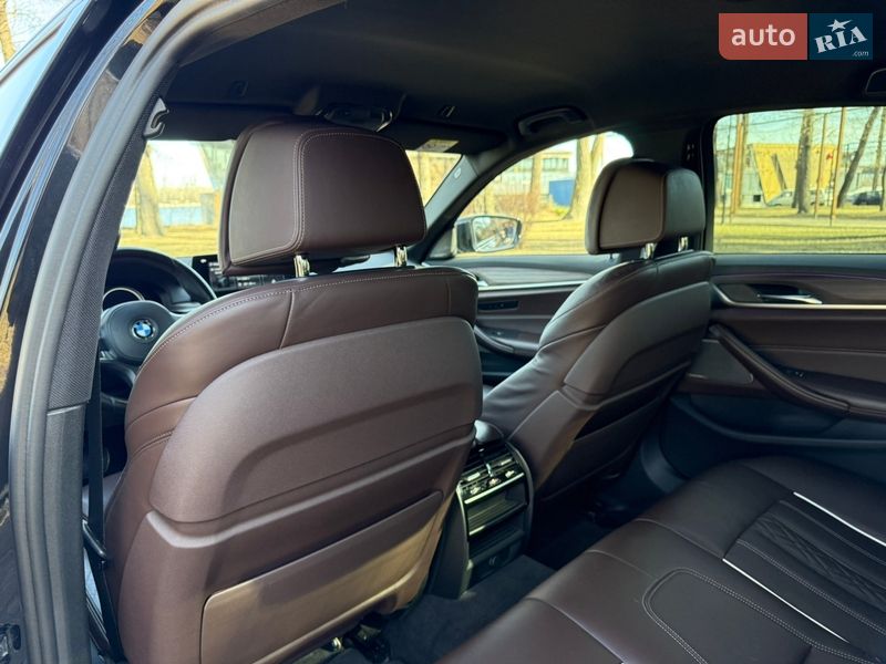 Седан BMW 5 Series 2017 в Киеве фото 34 Седан BMW 5 Series 2017 в Киеве
