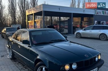 Седан BMW 5 Series 1990 в Каменец-Подольском