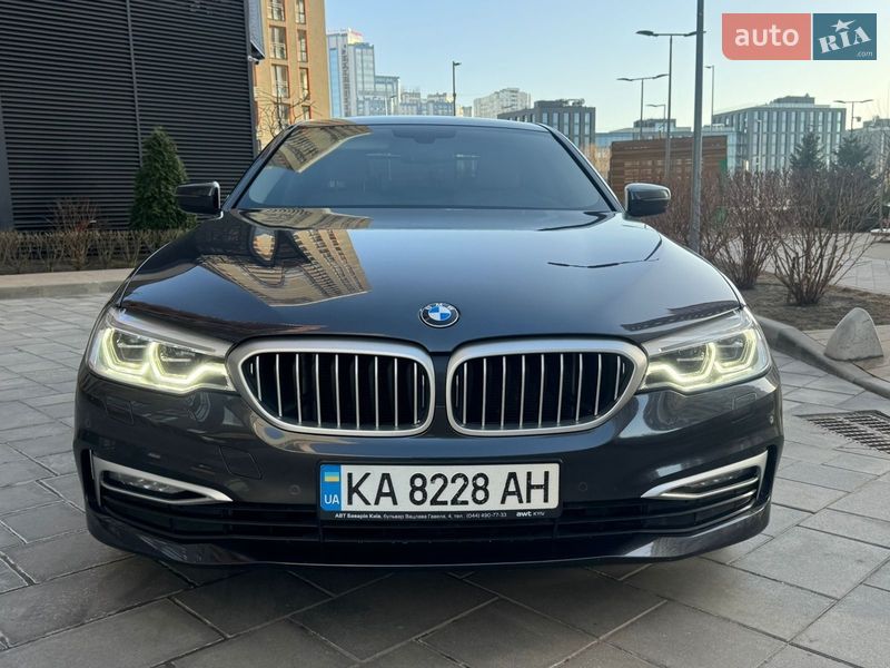 Седан BMW 5 Series 2016 в Киеве