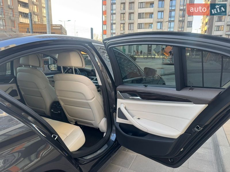 Седан BMW 5 Series 2016 в Киеве