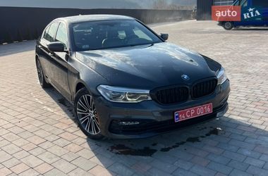 Седан BMW 5 Series 2017 в Долине
