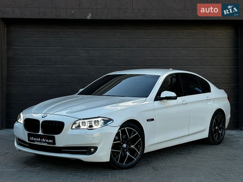 BMW 5 Series 2012