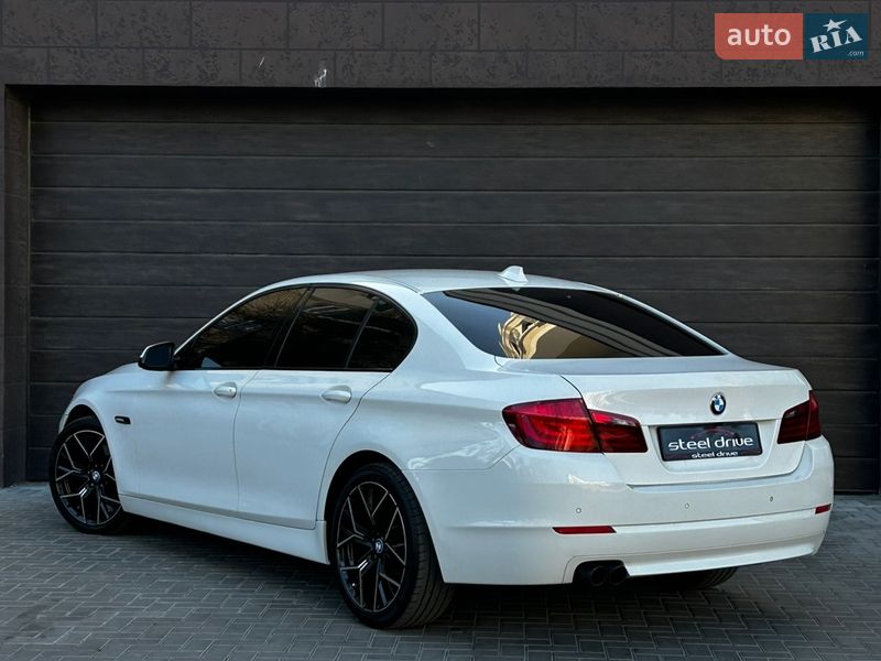 Седан BMW 5 Series 2012 в Миколаєві