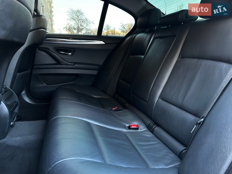 Седан BMW 5 Series 2012 в Миколаєві