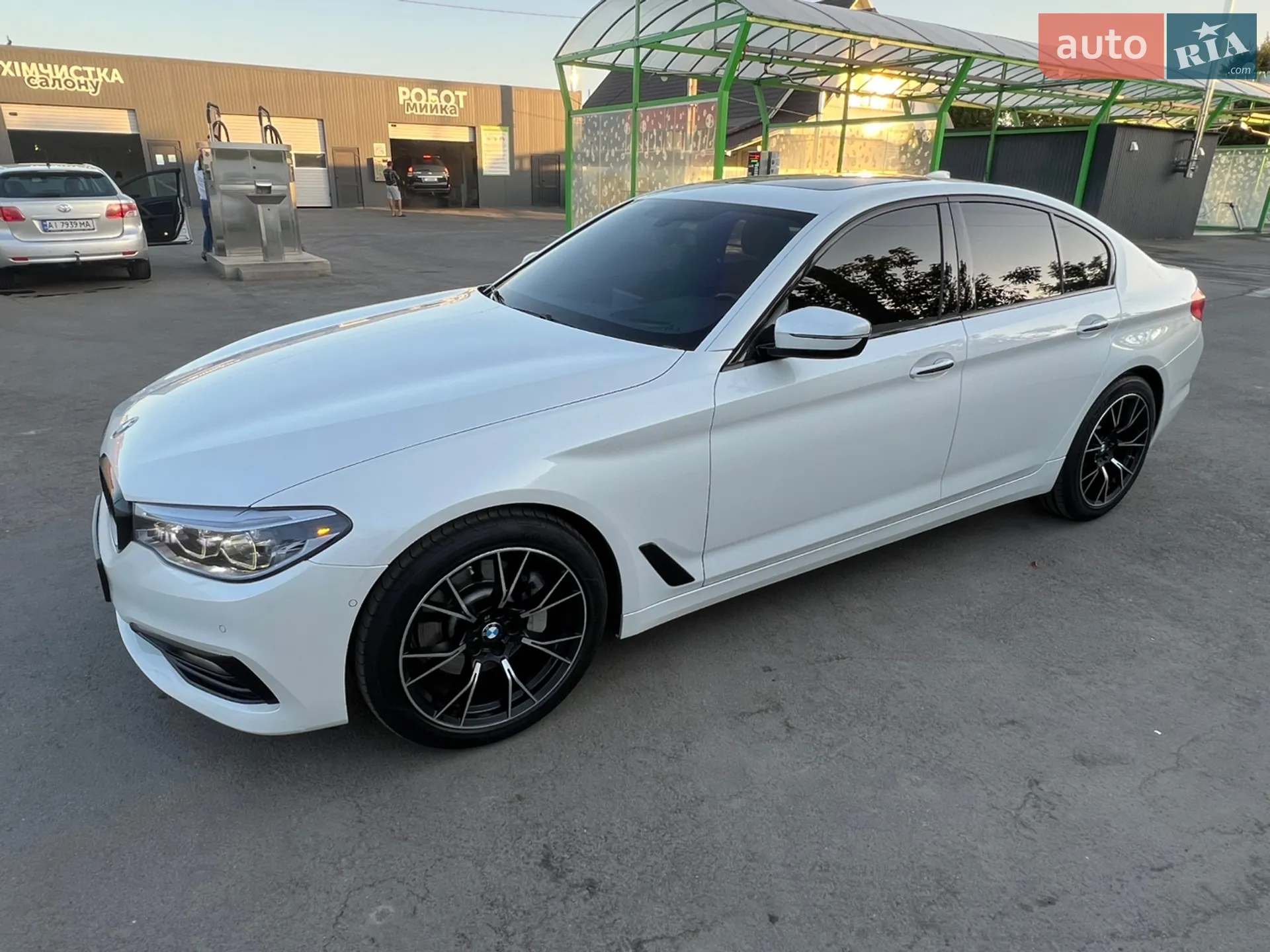 2017 BMW 5er - мініатюра 3