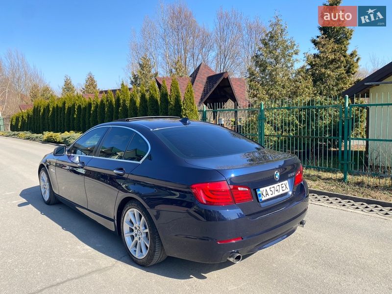 Седан BMW 5 Series 2011 в Стрые