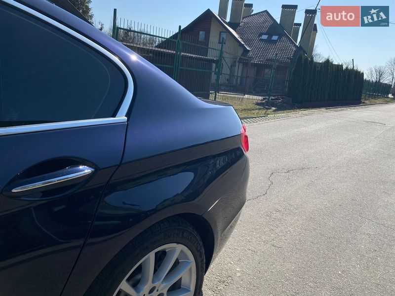 Седан BMW 5 Series 2011 в Стрые