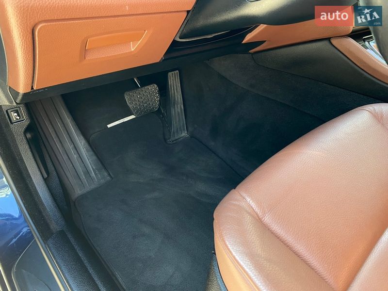 Седан BMW 5 Series 2011 в Стрые