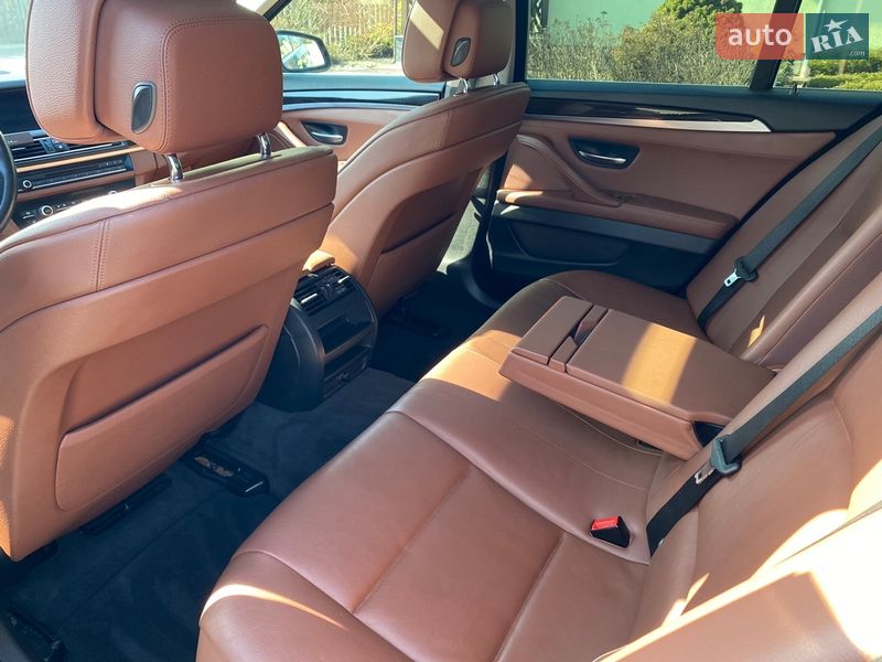 Седан BMW 5 Series 2011 в Стрые