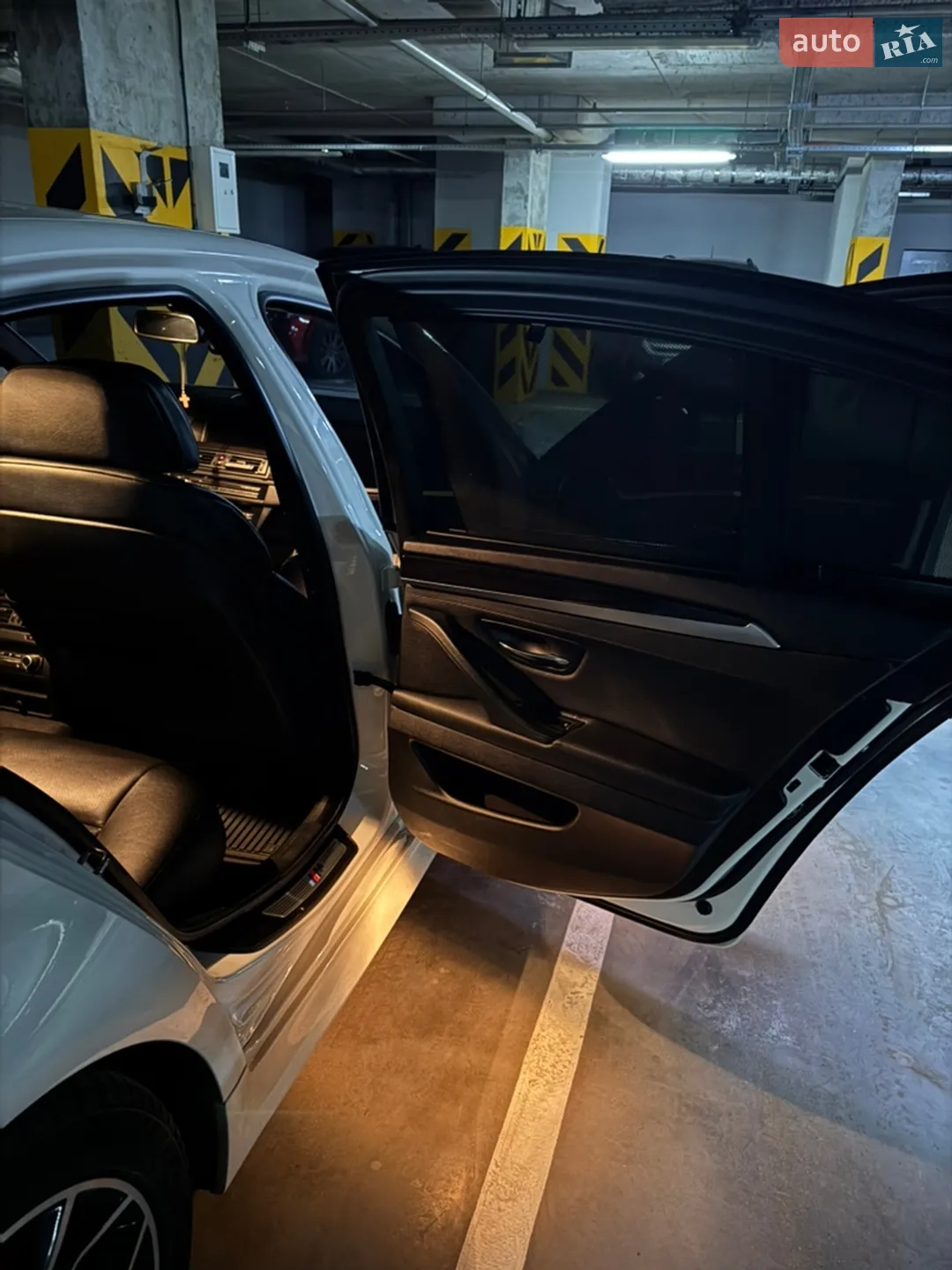 2012 BMW 5er - мініатюра 18