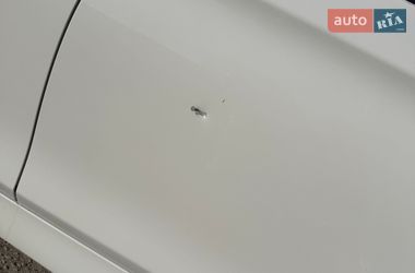 Седан BMW 5 Series 2011 в Звягеле