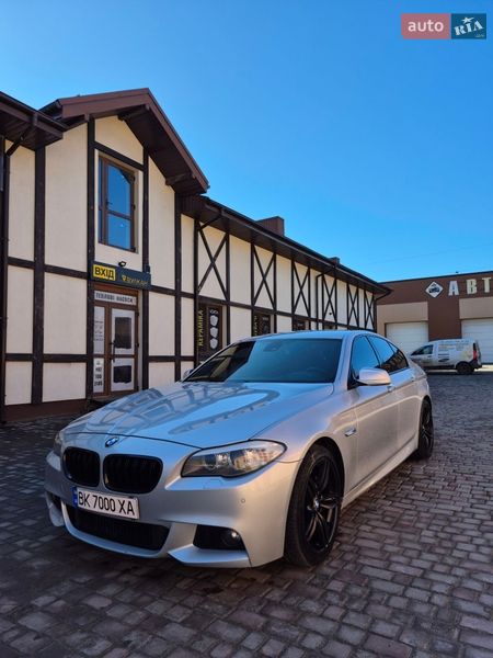 Седан BMW 5 Series 2011 в Ровно