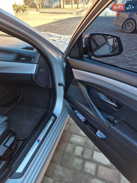 Седан BMW 5 Series 2011 в Ровно