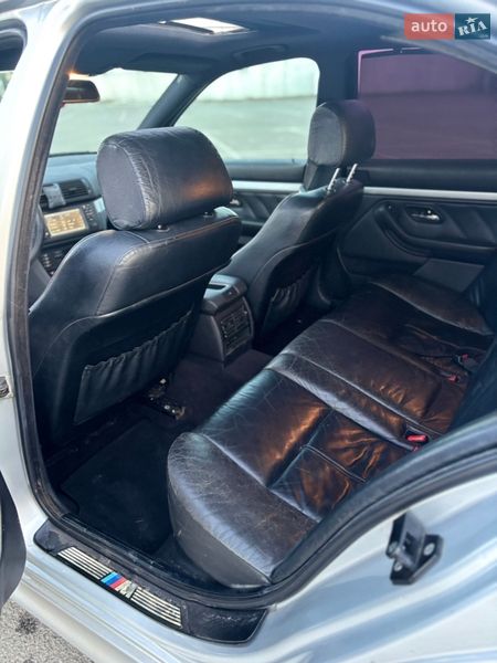 Седан BMW 5 Series 2003 в Києві