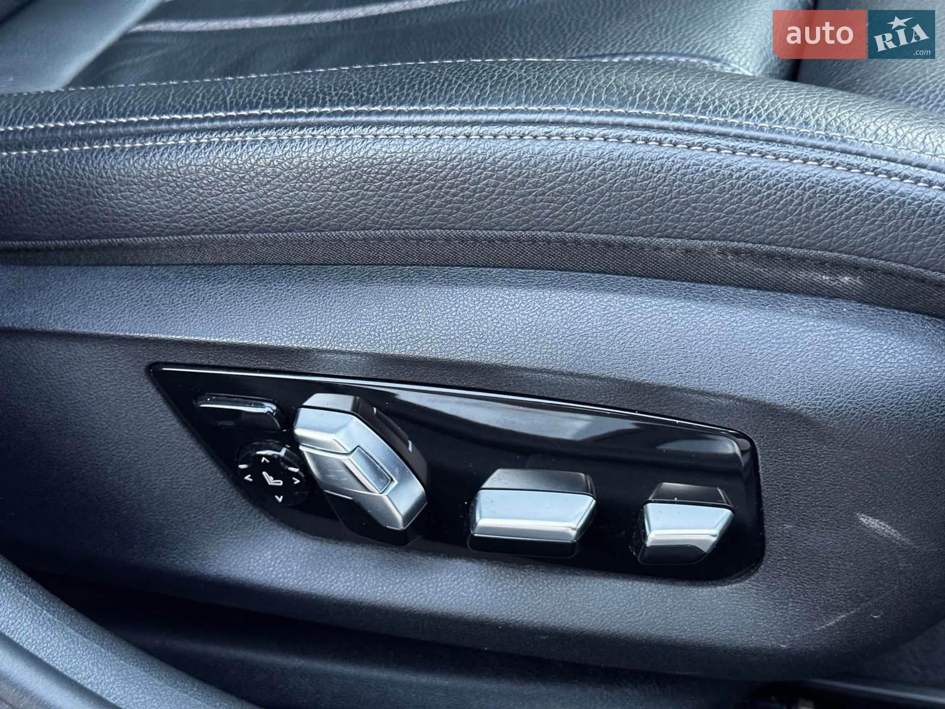 2017 BMW 5er - мініатюра 40