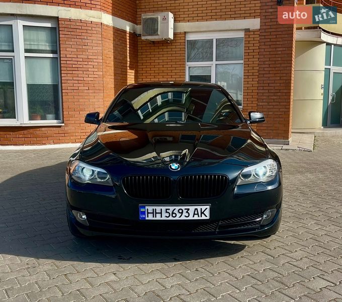 BMW 5 Series 2011