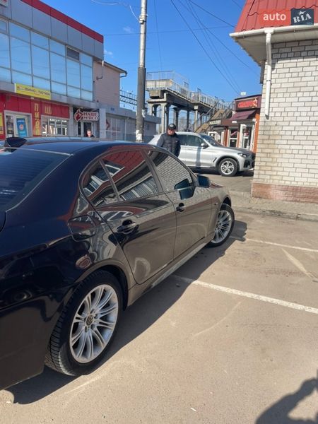 Седан BMW 5 Series 2009 в Коростене
