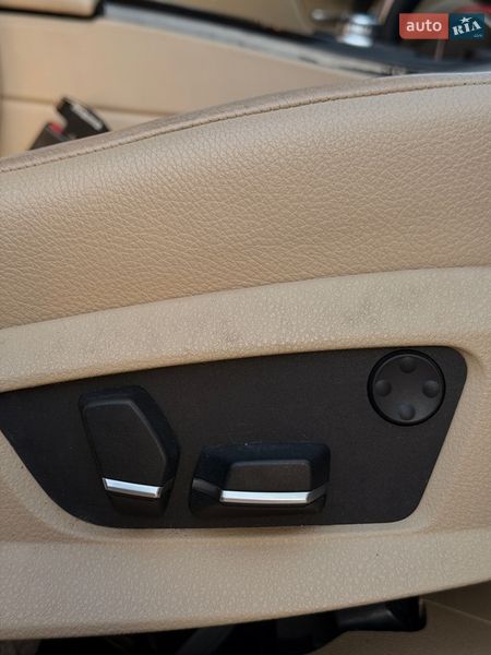 Седан BMW 5 Series 2012 в Каменец-Подольском