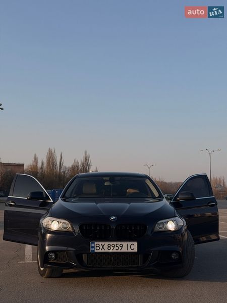 Седан BMW 5 Series 2012 в Каменец-Подольском