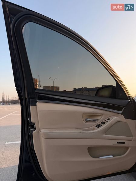 Седан BMW 5 Series 2012 в Каменец-Подольском