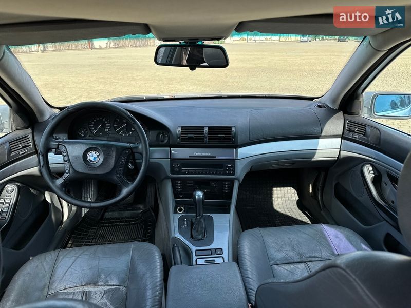 Седан BMW 5 Series 2000 в Одессе