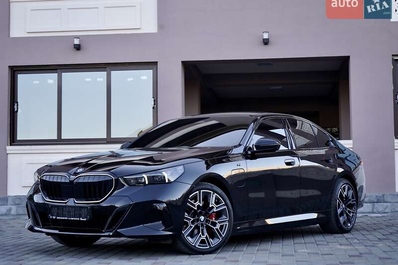 Седан BMW 5 Series 2024 в Одессе