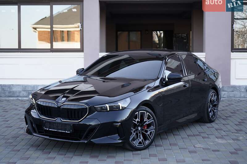Седан BMW 5 Series 2024 в Одессе