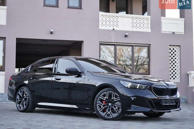 Седан BMW 5 Series 2024 в Одессе