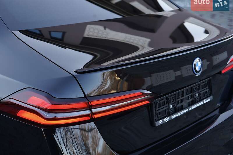 Седан BMW 5 Series 2024 в Одессе