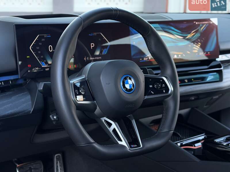 Седан BMW 5 Series 2024 в Одессе