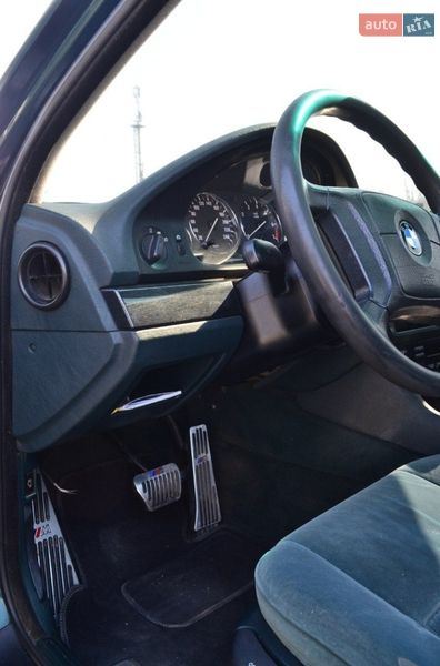Седан BMW 5 Series 1996 в Черновцах