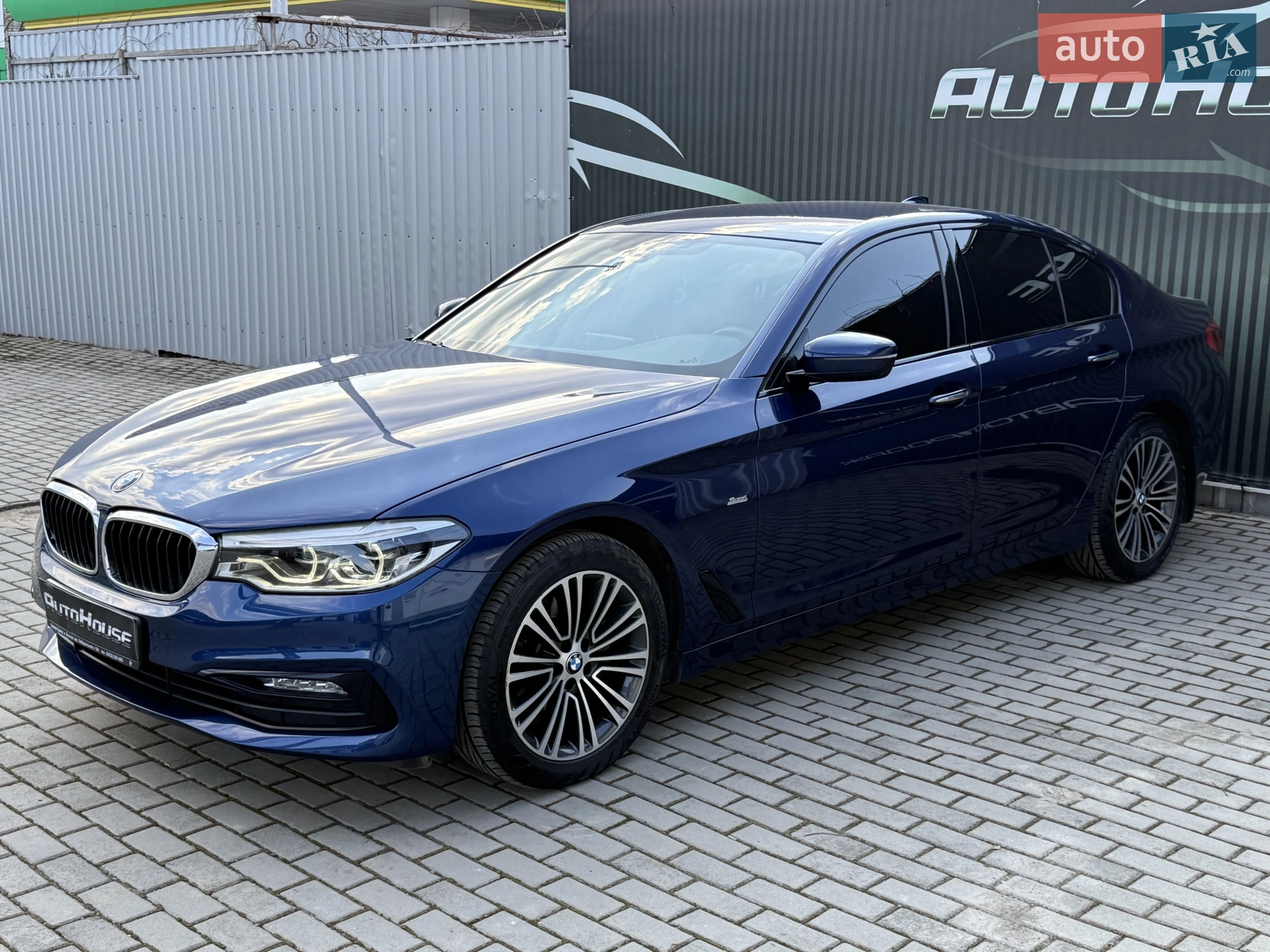2017 BMW 5er - мініатюра 2