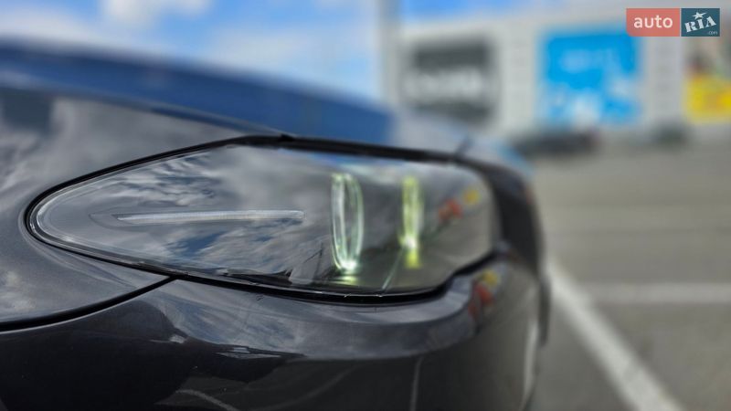 Седан BMW 5 Series 2015 в Чернівцях