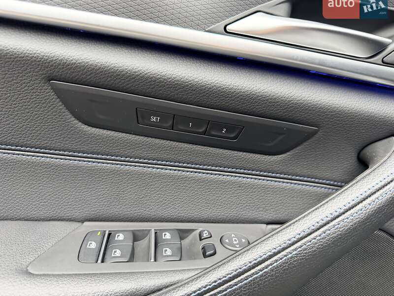 Седан BMW 5 Series 2022 в Киеве