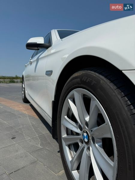 Седан BMW 5 Series 2016 в Николаеве