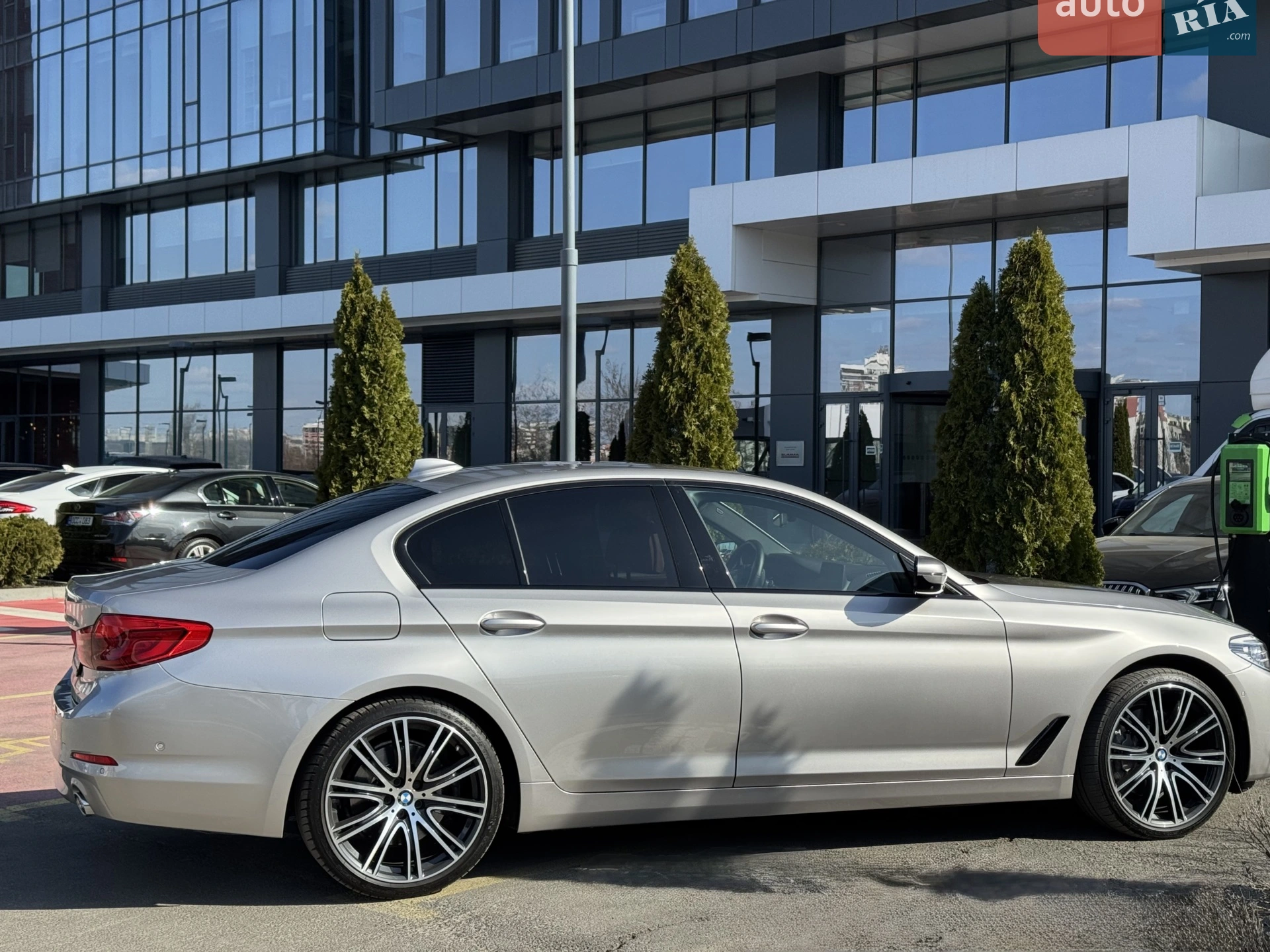 2020 BMW 5er - мініатюра 3