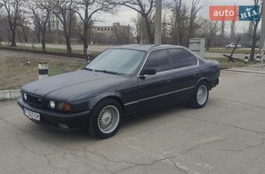 Седан BMW 5 Series 1988 в Николаеве