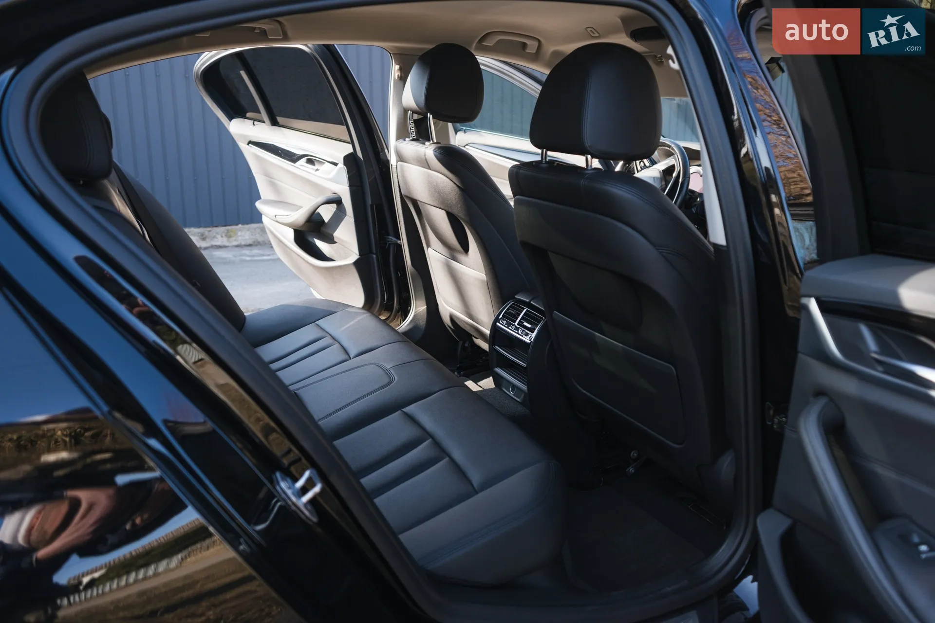 2017 BMW 5er - мініатюра 10