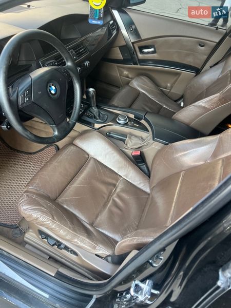 Седан BMW 5 Series 2003 в Запоріжжі